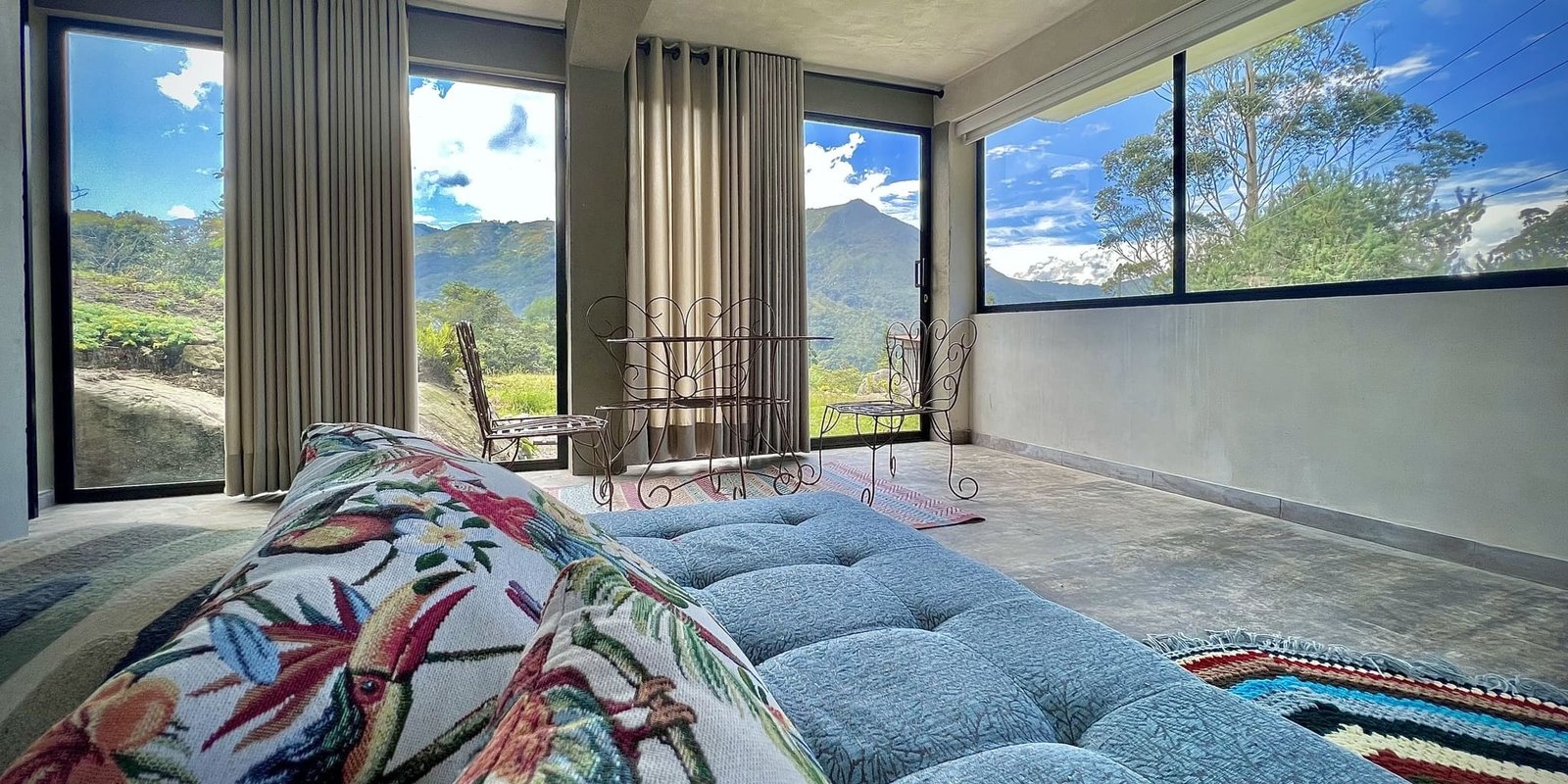 tucancillo_sofa-1-1-1-1.jpg
